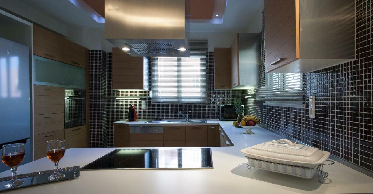 Elena & Pelagia Luxury Apartment 레팀노 외부 사진